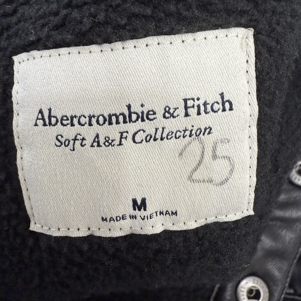 Abercrombie & Fitch Black Quilted Sweater - Picture 4 of 10